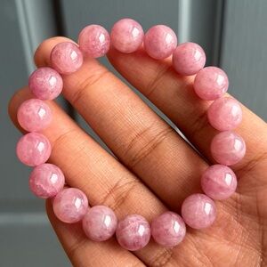 Lavender Madagascar Rose Quartz 11mm